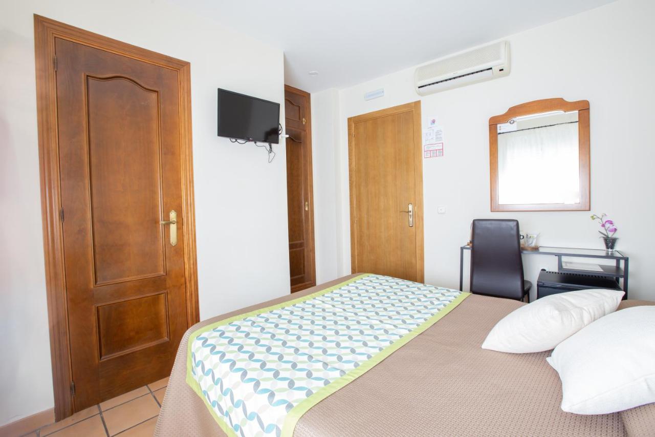 Hostal El Gallo Marbella Eksteriør bilde